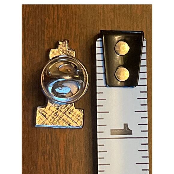 Vintage 1979 Lapel Hat Pin Pinback MWBA Bowling State Pin Muskegon Michigan EUC - Picture 3 of 3